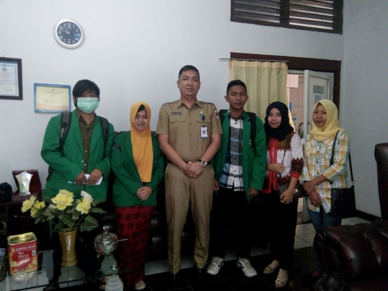 Kepala DPMPTSP Kotamobagu Terima Tim Survei Mahasiswa IAIA