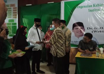 Wakil Wali Kota Kotamobagu Resmi Tutup Kegiatan PKKMB IAI Kotamobagu TA 2020/2021