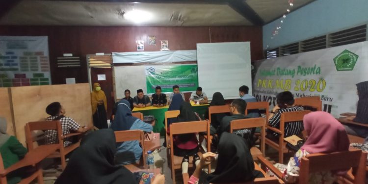 19 Calon Pengurus BEM IAIK Ikuti Diklat 1