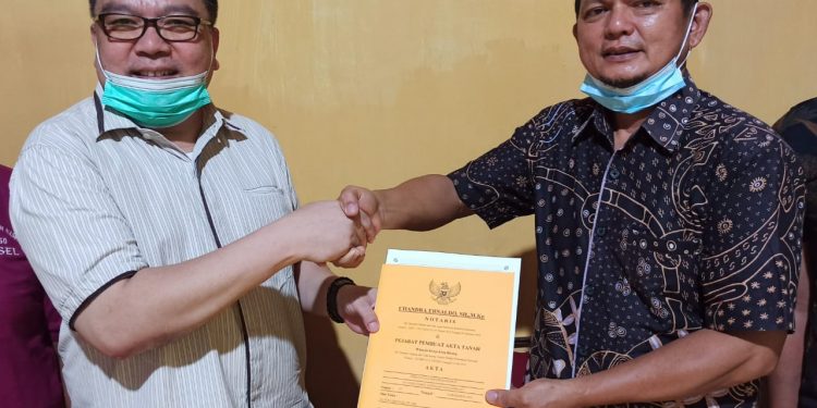 Gelar Rapat Perdana, Jemmy Lantong Terima Akta Perubahan YDMK